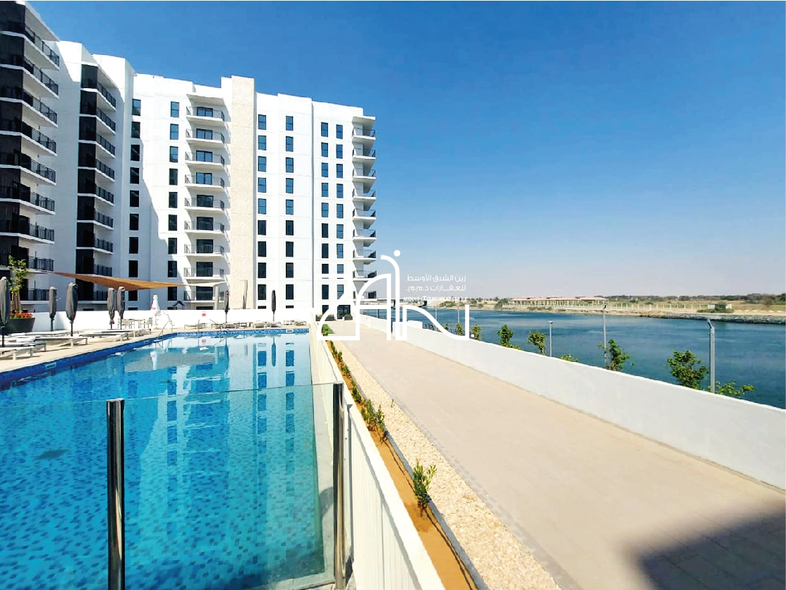 1BR | Balcony and Partial Canal View | Prime Spot
