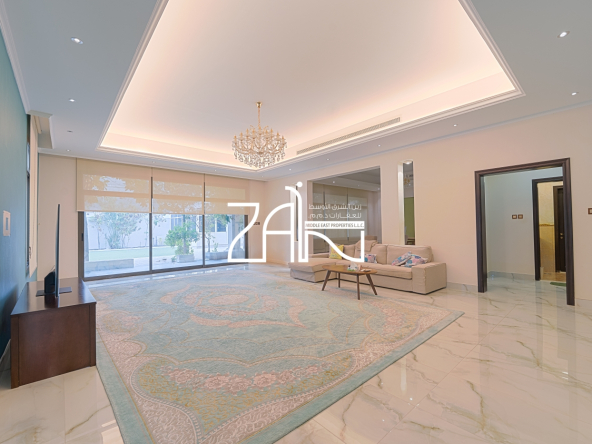 Negotiable|Huge Villa|Approved Commercial License