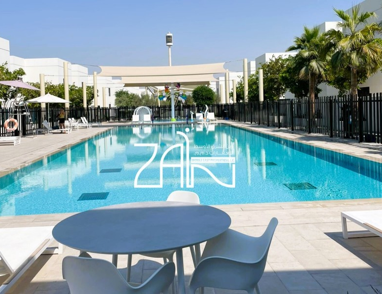 Prime Location | Single Row |Close to Entrance