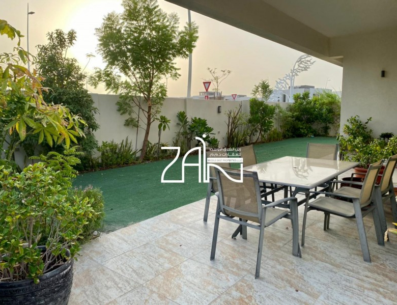 Single Row Corner|Vacant 4BR+Maid |Garden