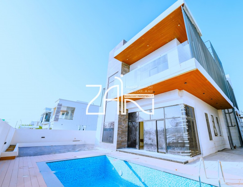 Single Row Semi Corner|Private Pool|Modern Layout