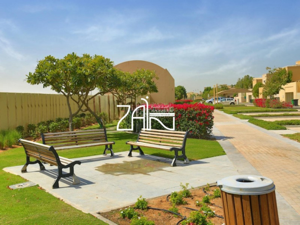 Spacious 5BR+Maid |Large Garden|Private Pool